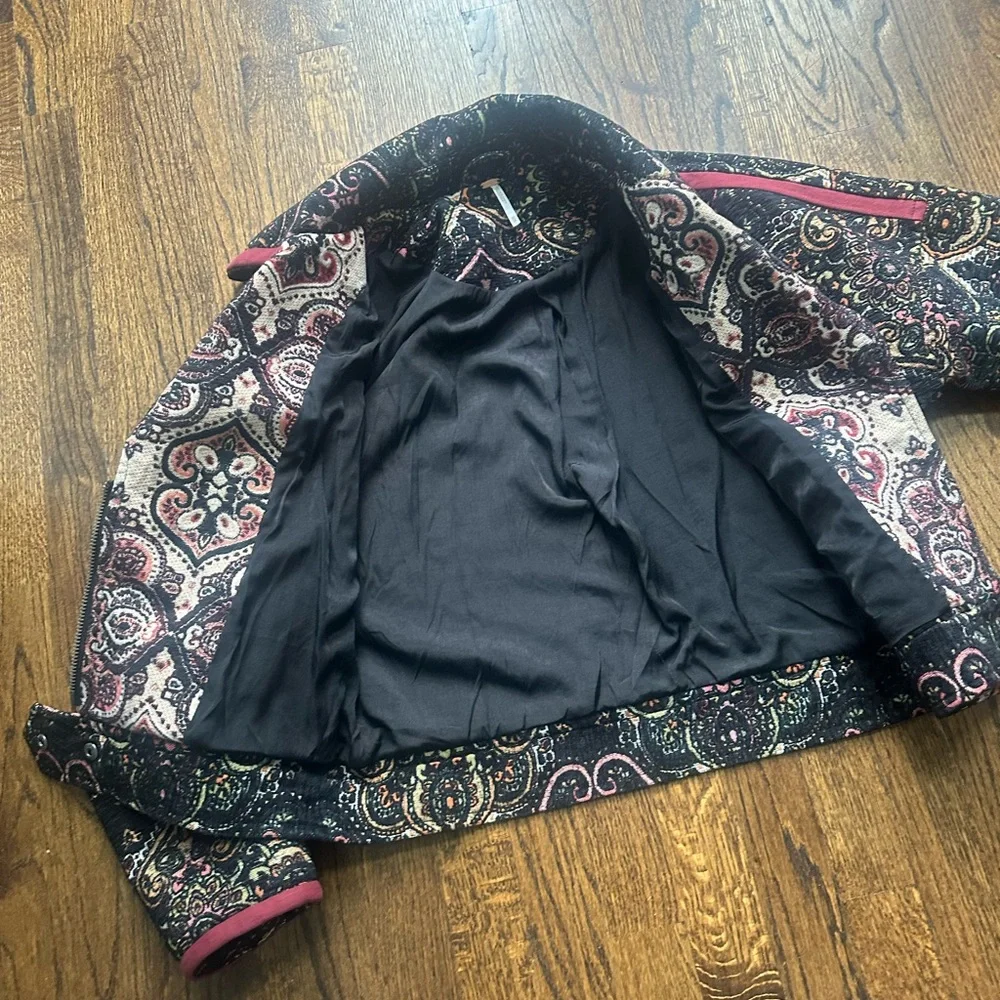 Free People Tapestry Corduroy Jacket with paisley design XS - Picture 8 of 15